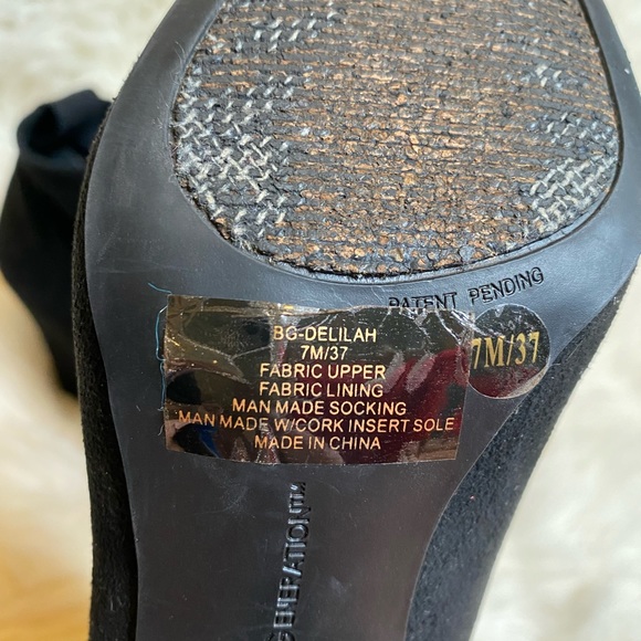 BCBGENERATION Delilah Black Faux Suede Heeled Booties 7 - Picture 8 of 8